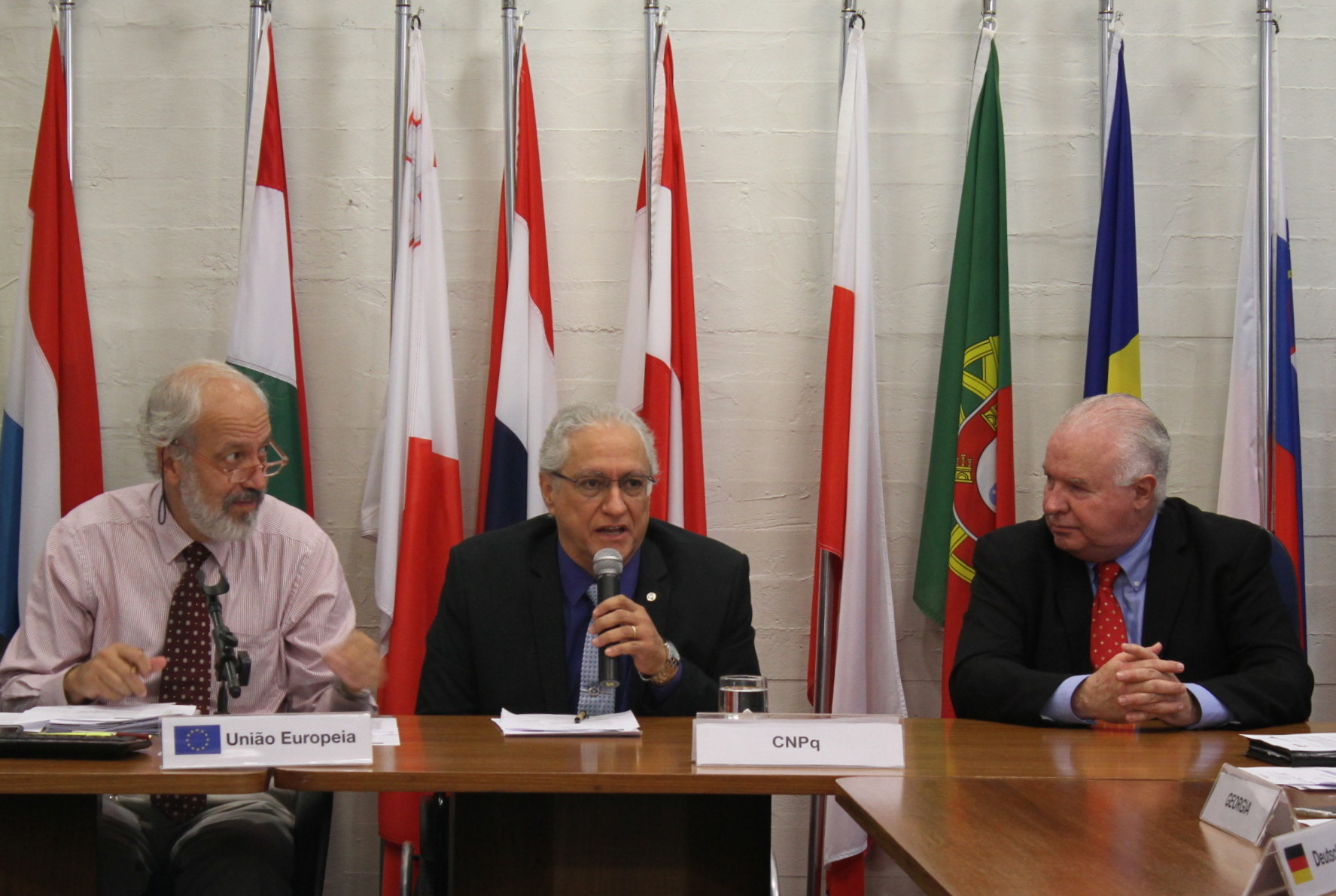 Palestra na reunião de Conselheiros de Ciência, Tecnologia e Inovação dos países membros da União Europeia