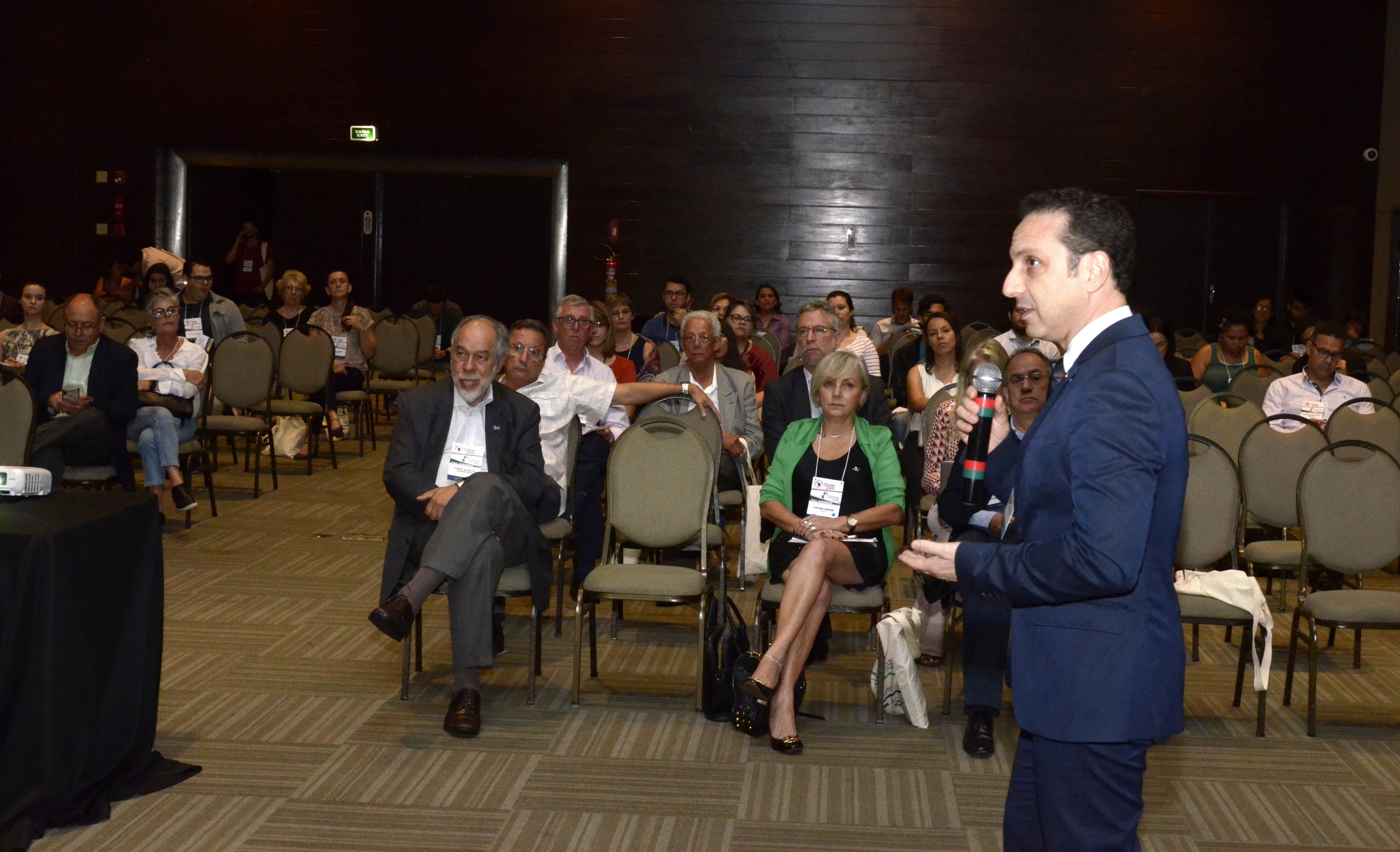 CNPq participa de congresso de biotecnologia