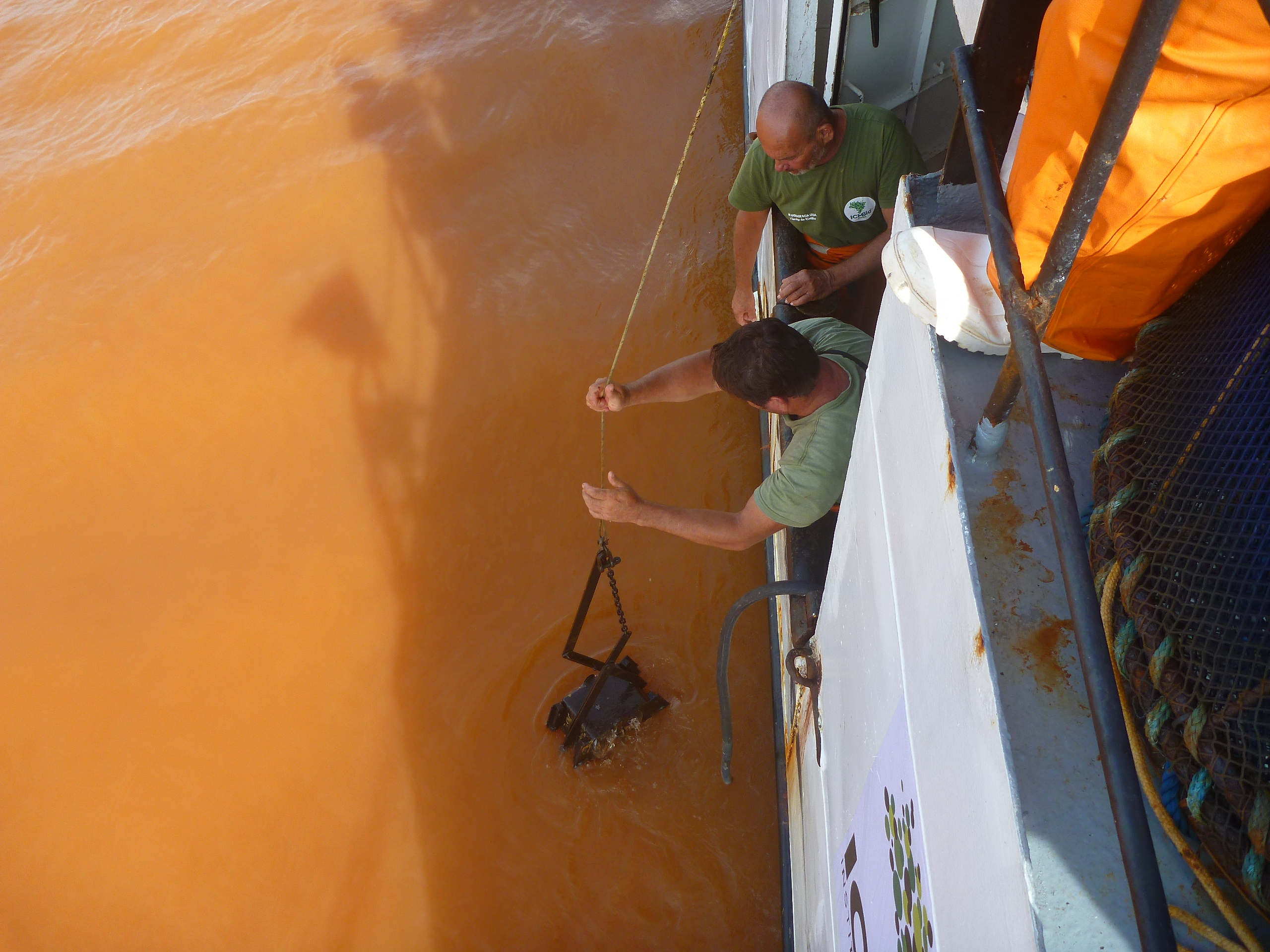 Dispersão oceânica da pluma de rejeitos da barragem de Fundão após rompimento: aumento médio de 88% na liberação de sedimentos no ano seguinte ao evento Centro TAMAR/ICMBio